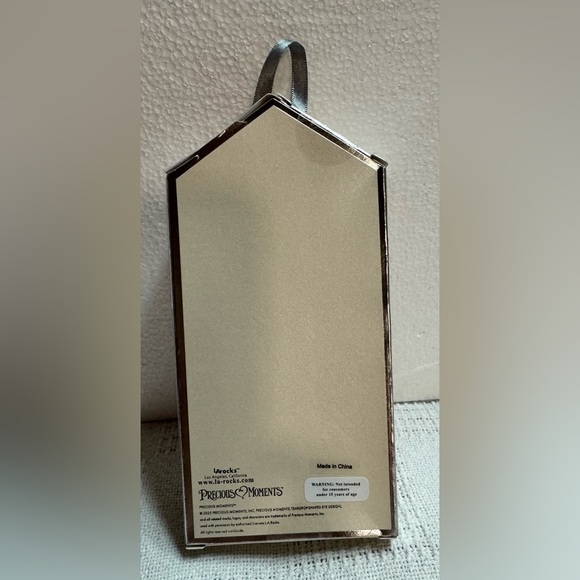 Precious Moments Bag Charm Key Chain
Angel Blessed Communion Girl & Rainbow - Picture 2 of 4